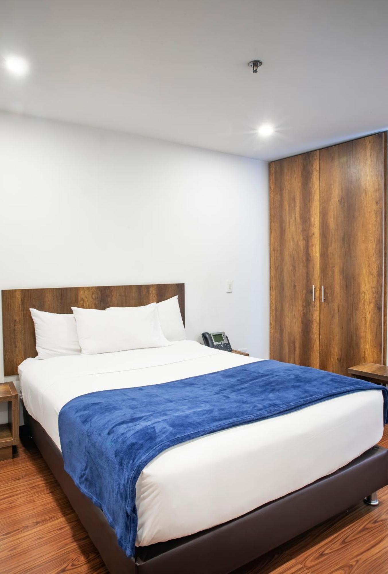 Hotel Black Usaquen ボゴタ エクステリア 写真